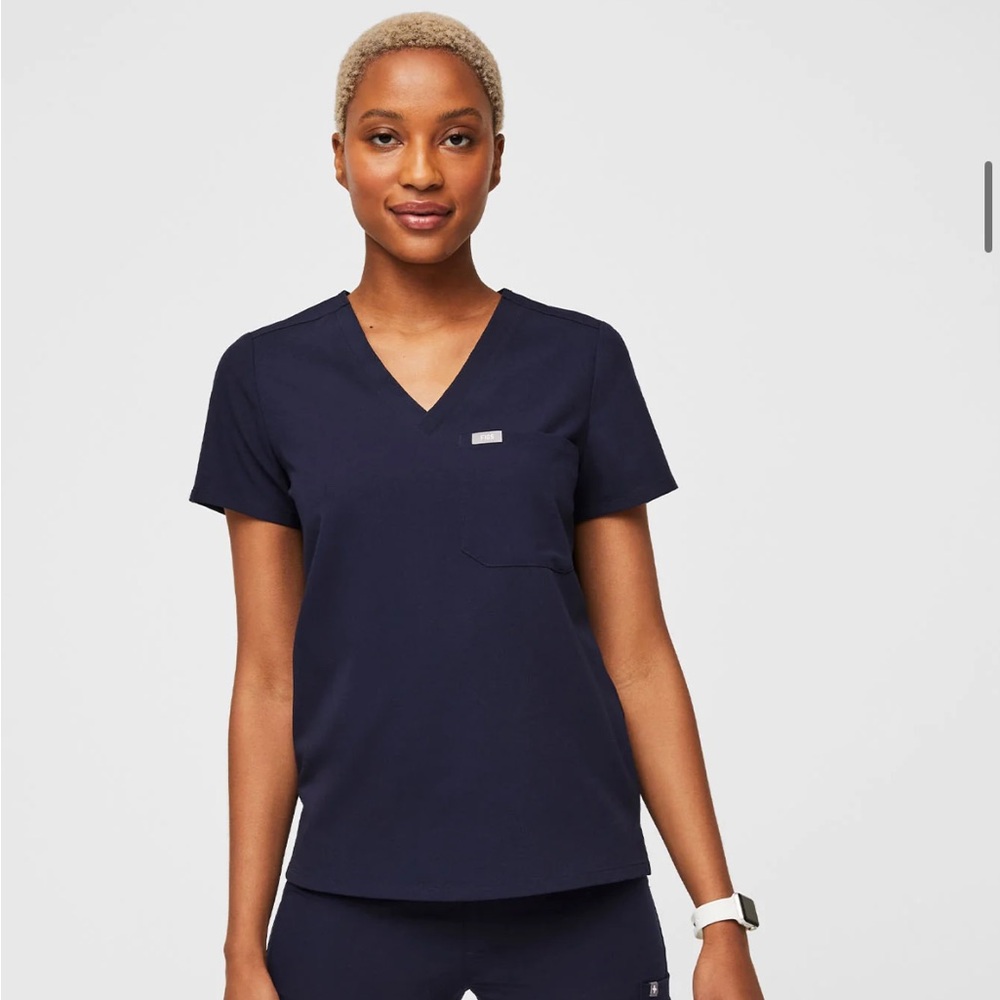 Figs Navy Catarina one pocket scrub top size XS
